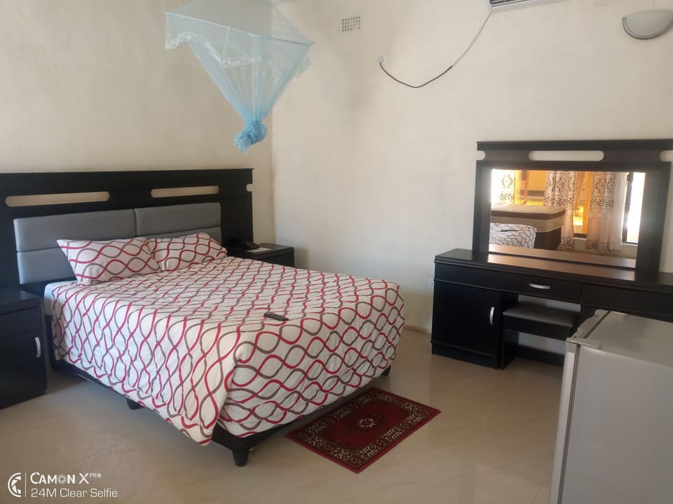 Executive Room | Individually decorated, individually furnished, desk, laptop workspace