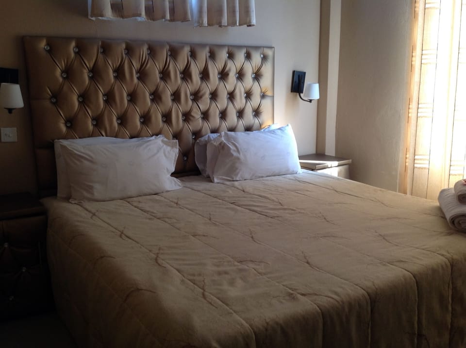 Iron/ironing board, rollaway beds, free WiFi, bed sheets