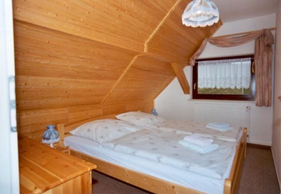 Apartment | Free WiFi, bed sheets