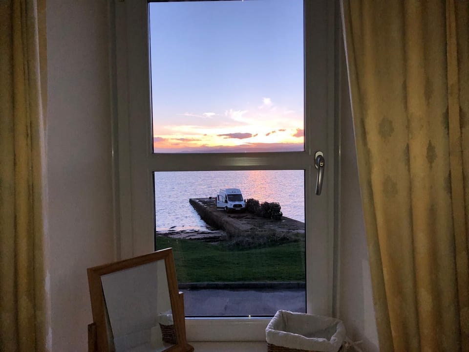 Cottage | 3 bedrooms, iron/ironing board, free WiFi, bed sheets