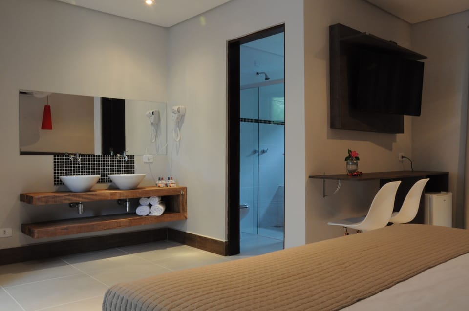 Premium Double Room, Jetted Tub | In-room safe