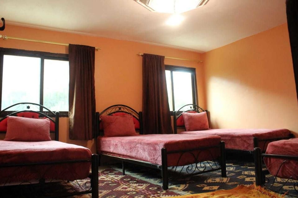 Basic Room | Free WiFi, bed sheets