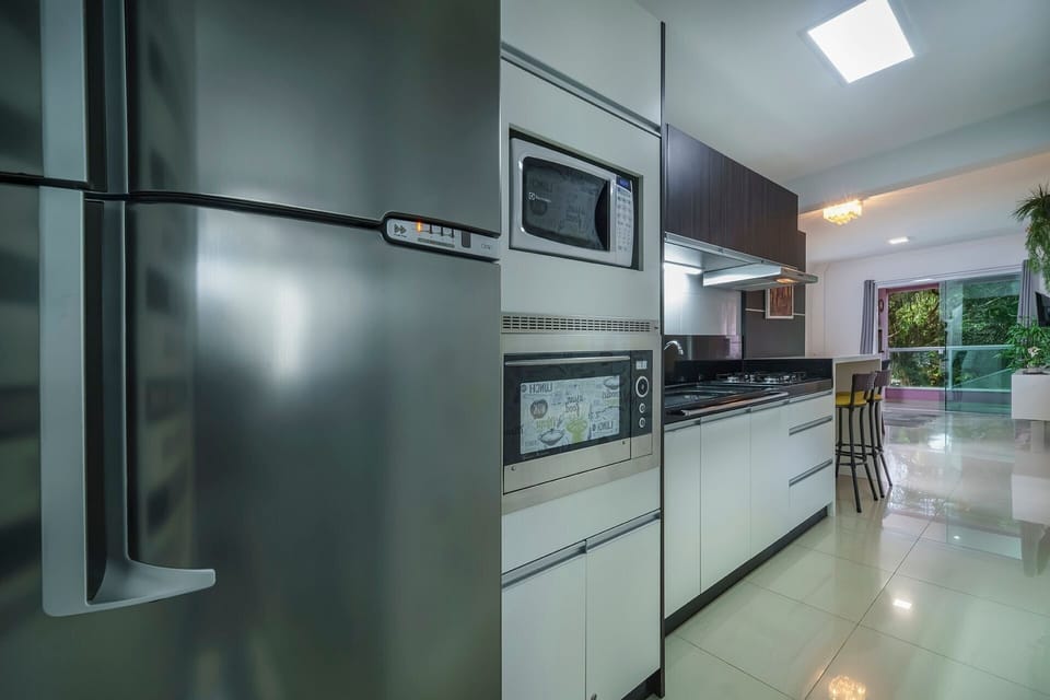 Apartment | Private kitchen | Fridge, microwave, oven, stovetop