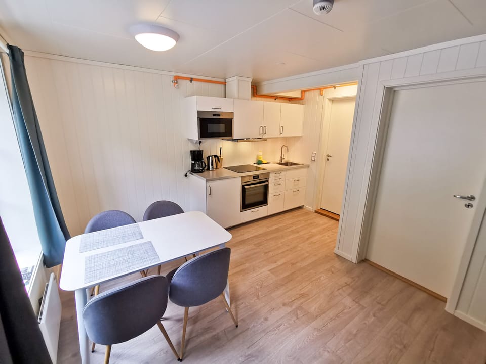 Standard Suite | Private kitchen | Electric kettle