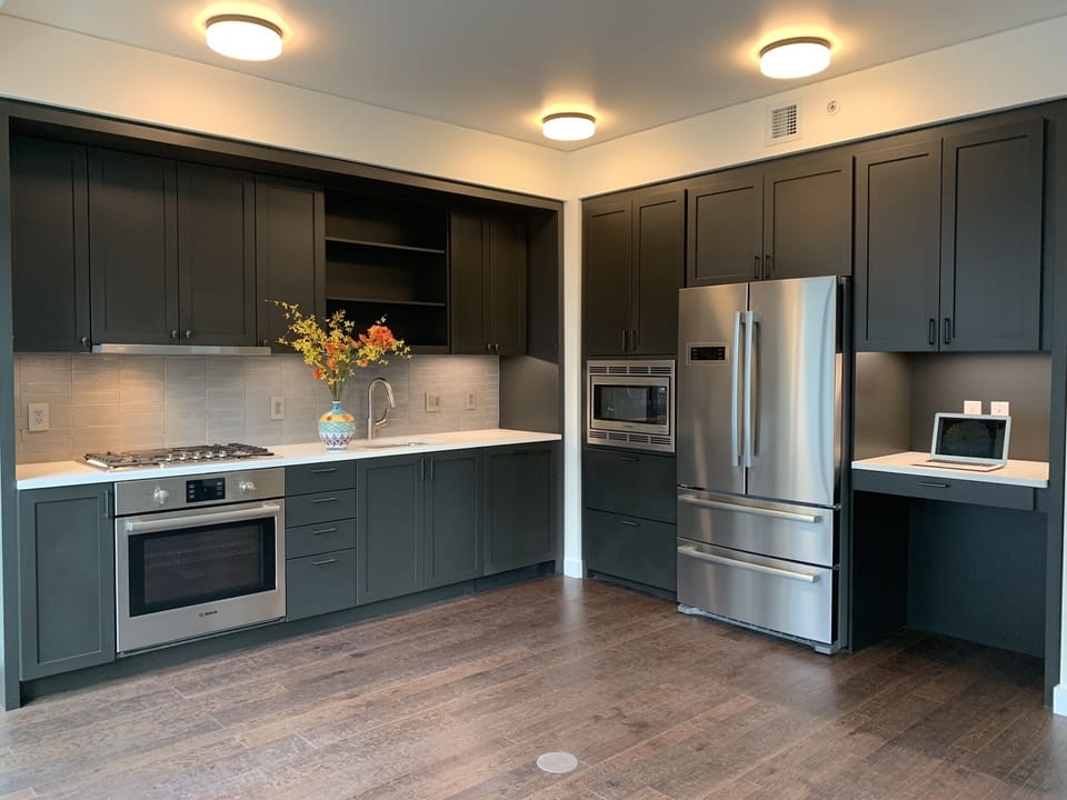 kitchen /study area
