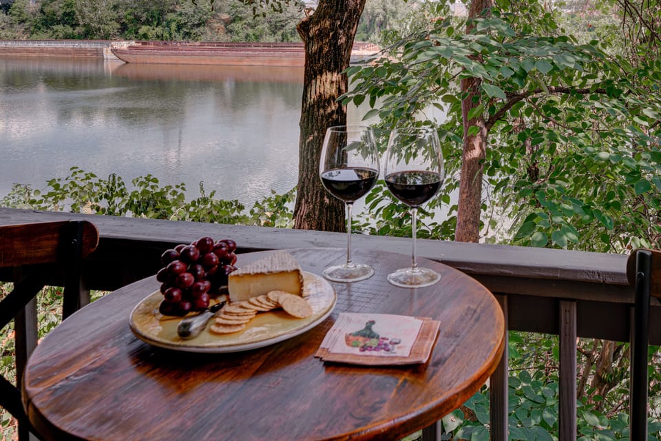Private Balcony Overlooking the Cumberland River