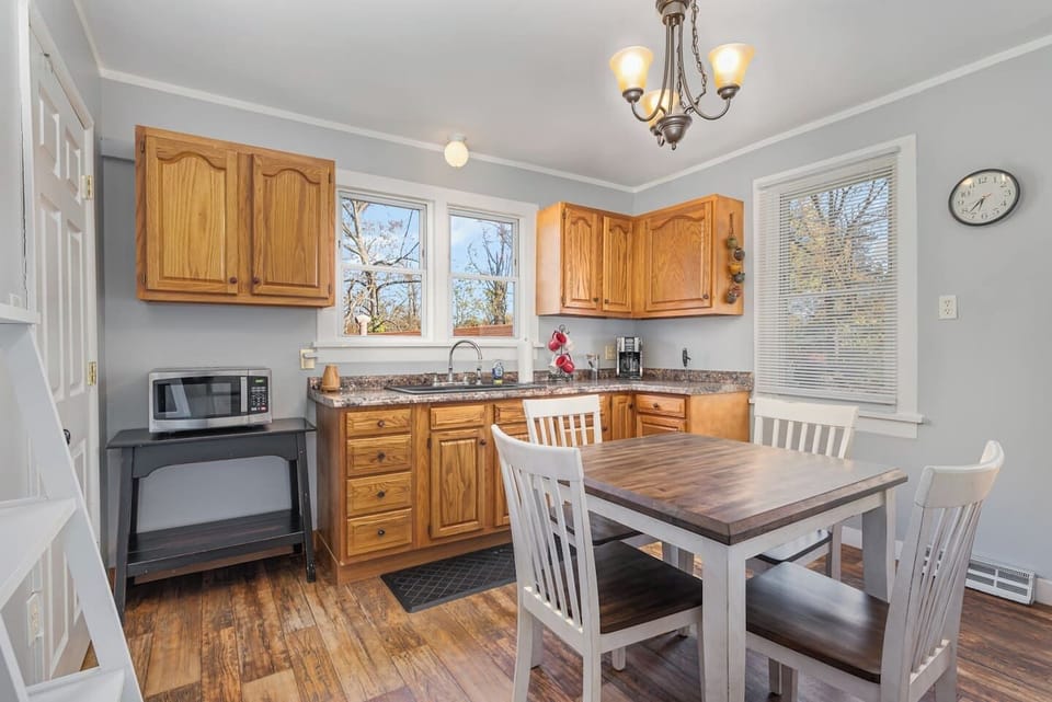 Get a taste of home cooking in this cozy fully stocked kitchen.