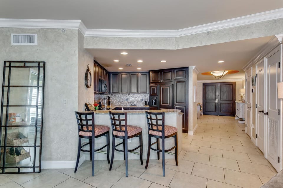 Dining Room 1.1