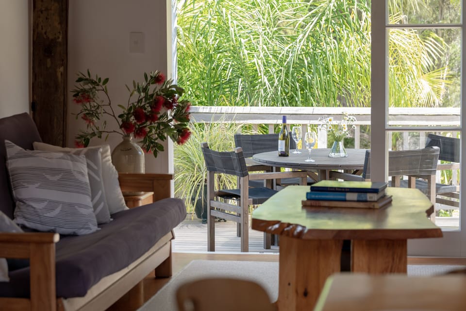 deck dining
