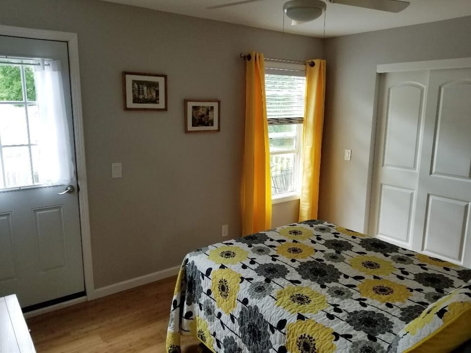 Double bed leading to deck.