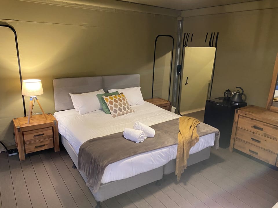Paperbark Glamping Tent | Bed sheets