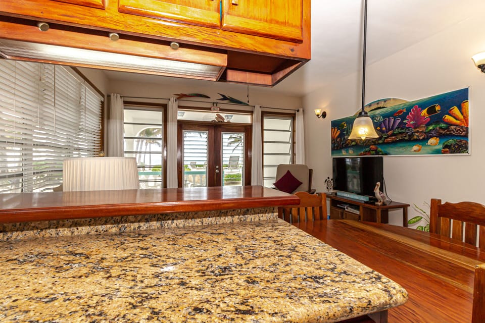 Coral Bay Villas - Kitchen
