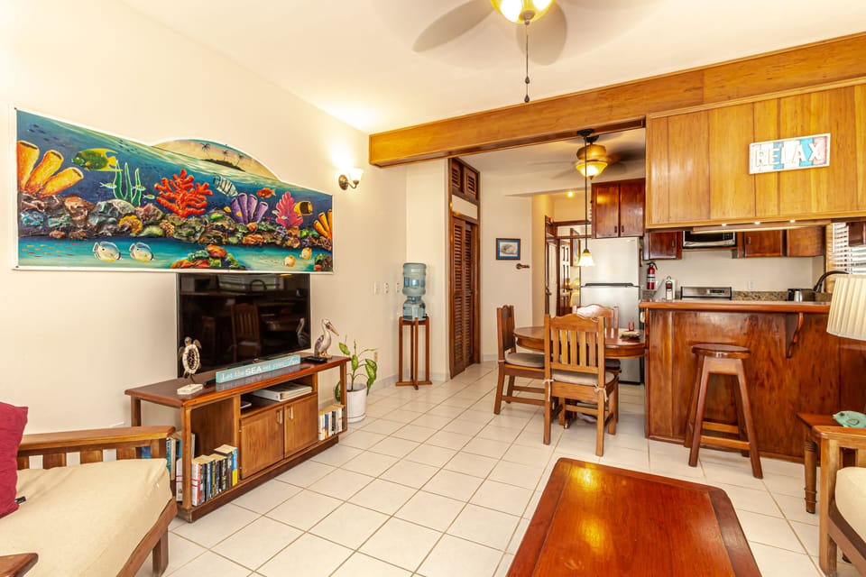 Coral Bay Villas - Living Room and Kitchen