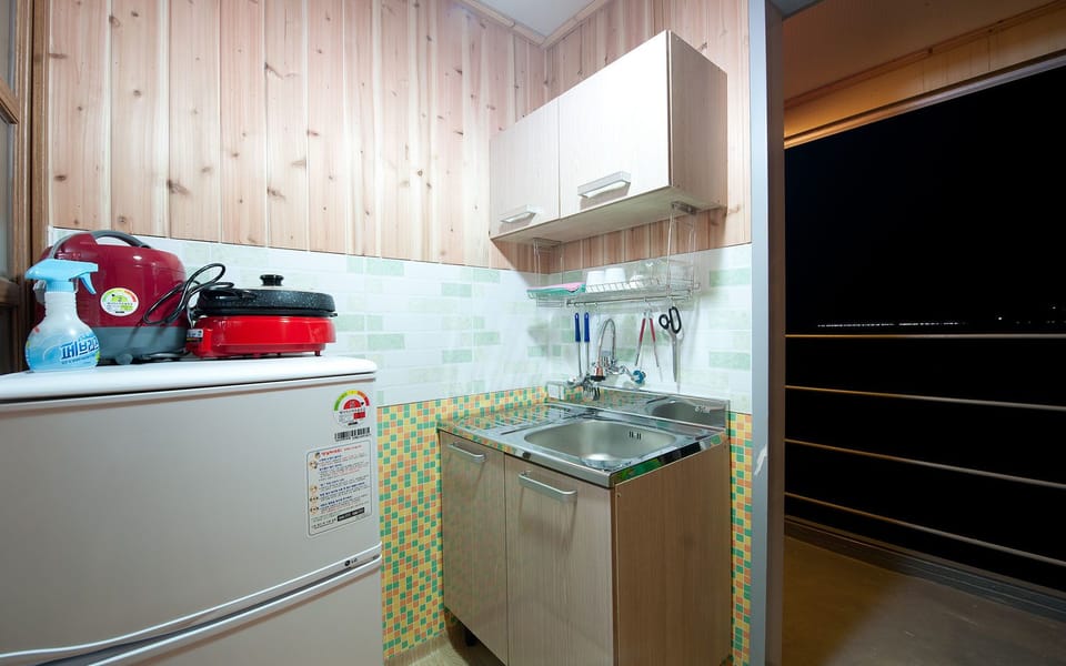 Private kitchenette