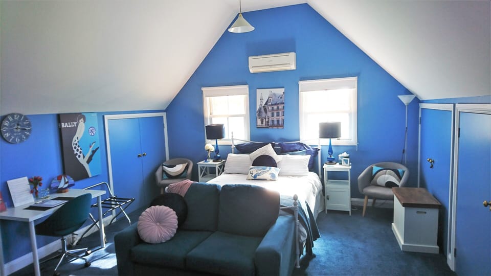 Ballyvista Studio Apartment | 1 bedroom, Egyptian cotton sheets, premium bedding, pillowtop beds