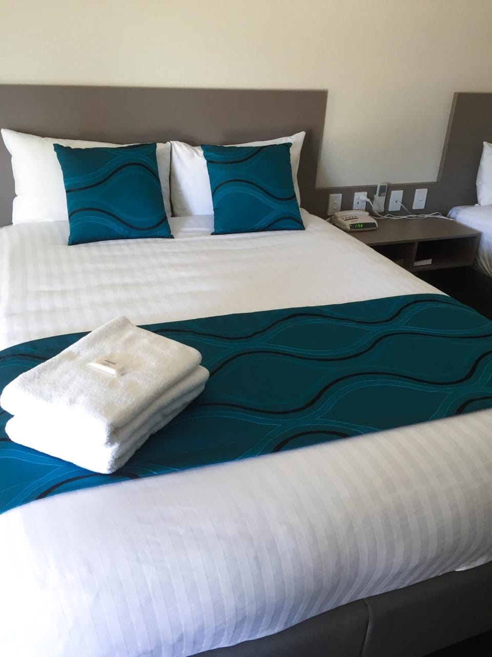 Desk, laptop workspace, iron/ironing board, free WiFi