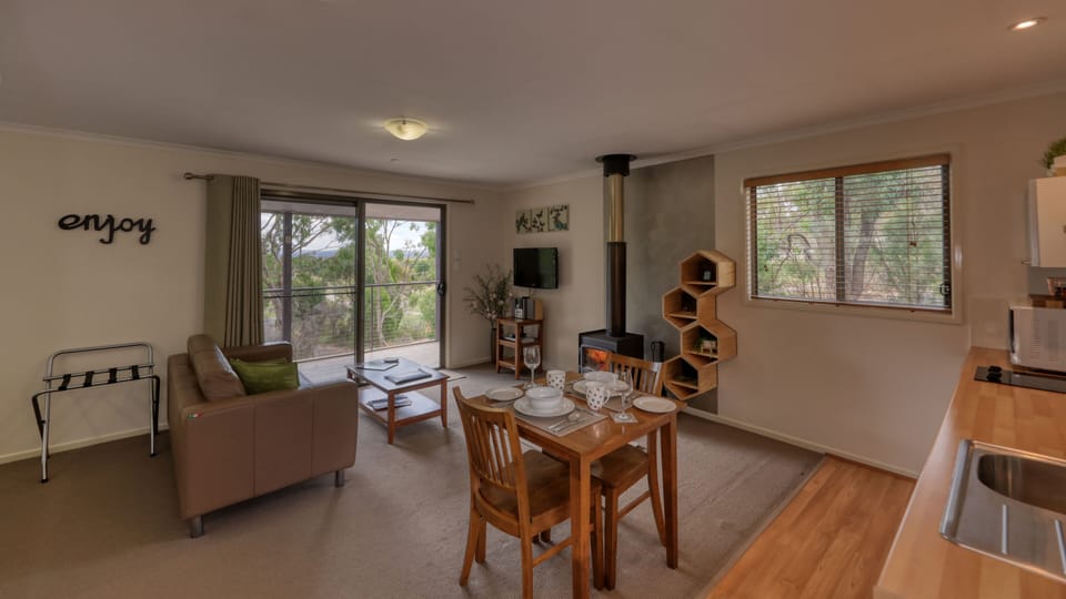 Standard Studio, Non Smoking, Kitchen (2) Studio Villa) | Iron/ironing board, WiFi (free), individually decorated