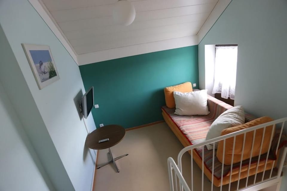 In-room safe, desk, blackout drapes, free WiFi