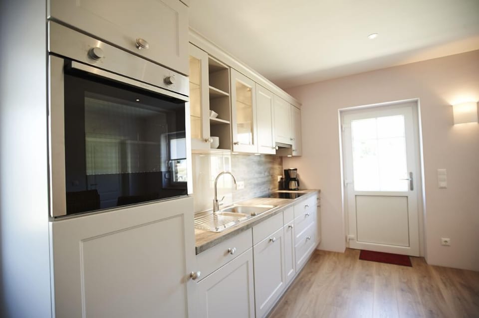 Apartment (Lüneburg), Shared Kitchen | Shared kitchen | Fridge, oven, stovetop, dishwasher