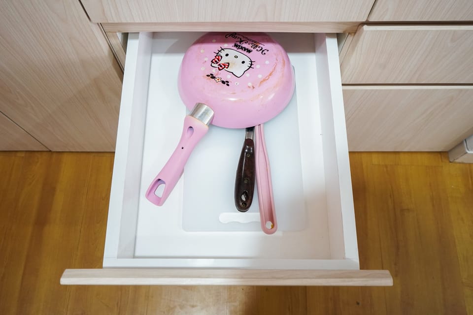 Room | Room amenity
