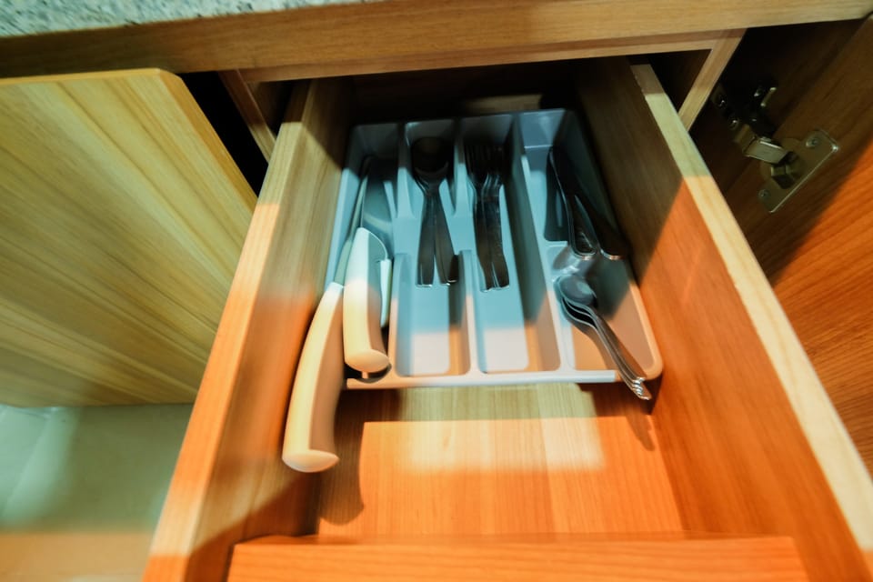 Room | Private kitchen | Fridge, microwave, stovetop, electric kettle