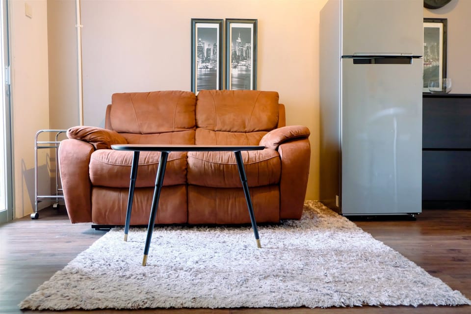 Room | Living area | TV