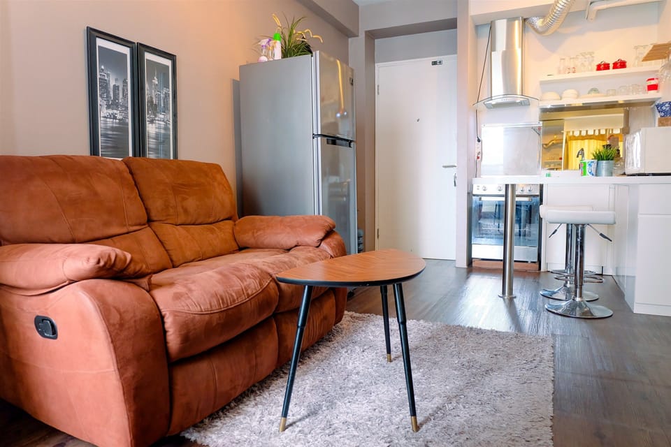 Room | Living area | TV