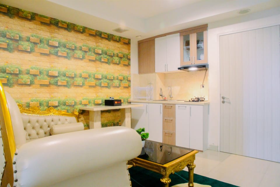 Room | Living area | TV
