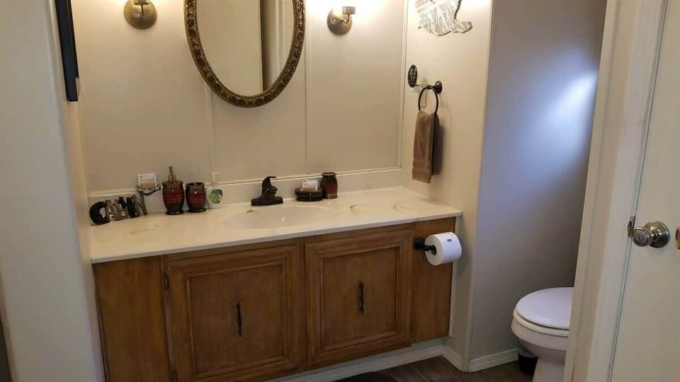 Spacious bath vanity