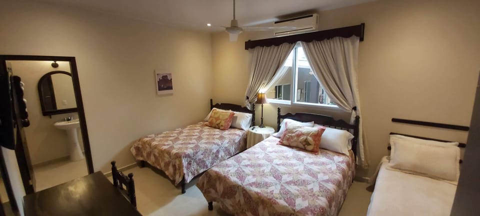Family Triple Room | In-room safe, desk, laptop workspace, soundproofing