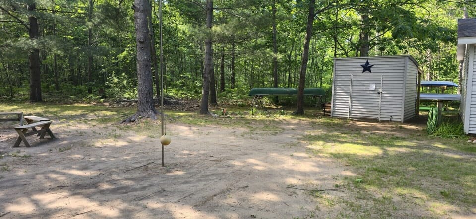 Heavy duty tetherball pole