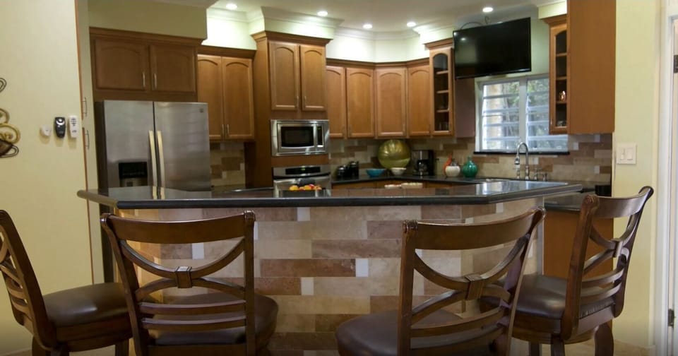 kitchen and bar