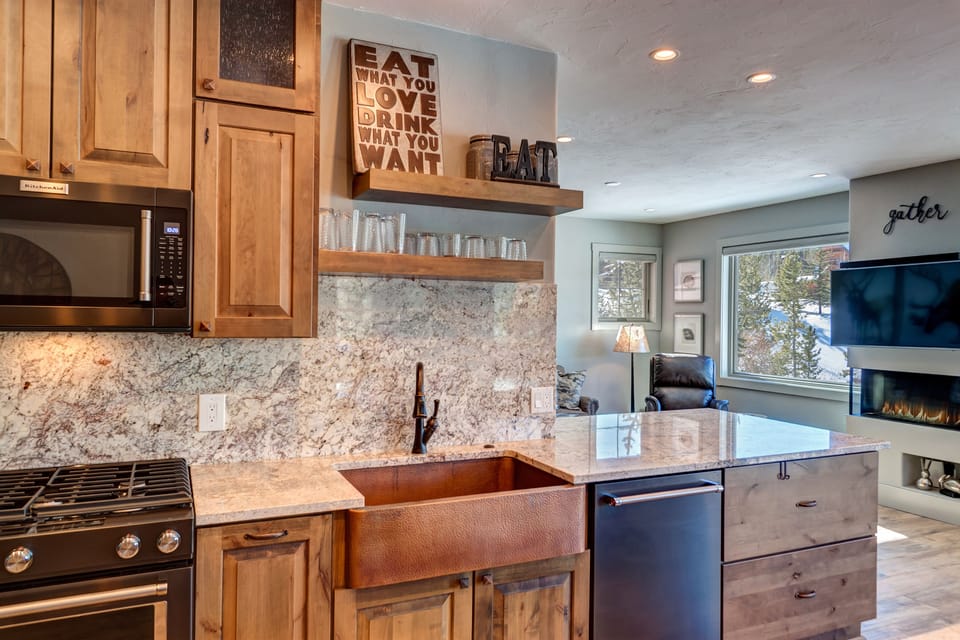 Kitchen - Creekside Escape - Breckenridge Vacation Rental