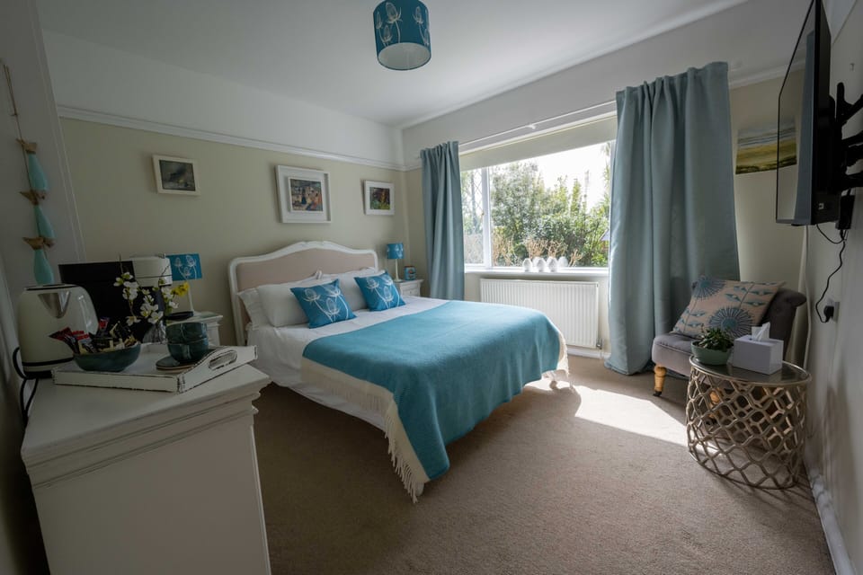 Luxury Double Room | Individually decorated, individually furnished, free WiFi, bed sheets
