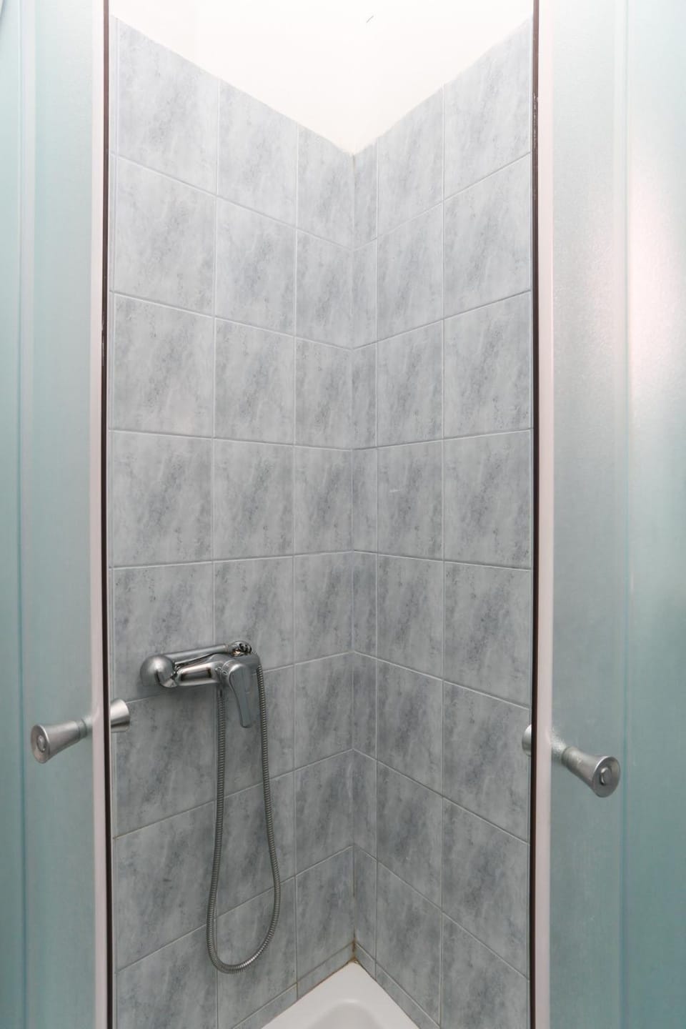 Apartment, 1 Bedroom, Terrace, Sea View | Bathroom | Shower, towels