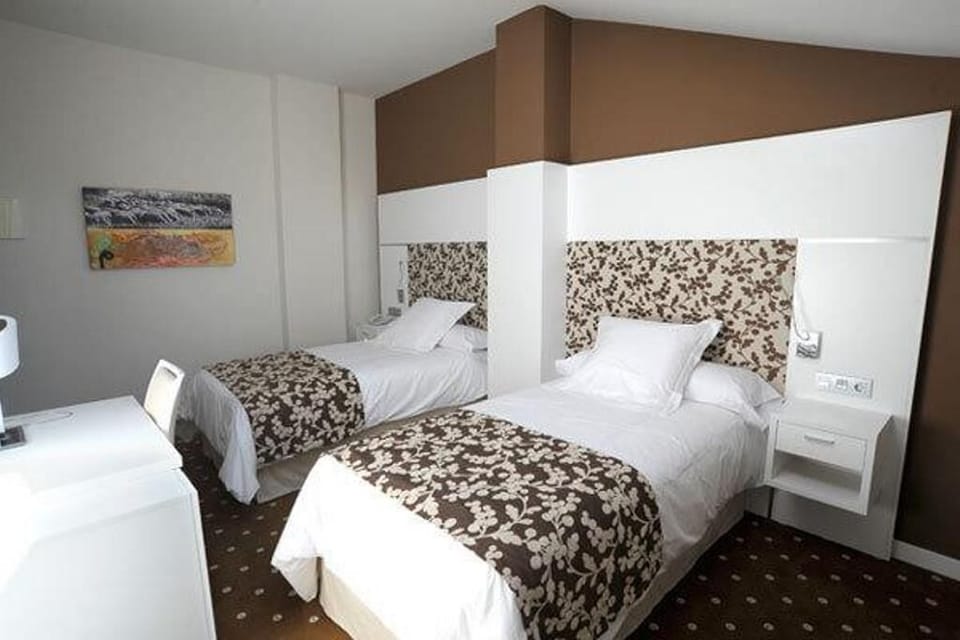 In-room safe, soundproofing