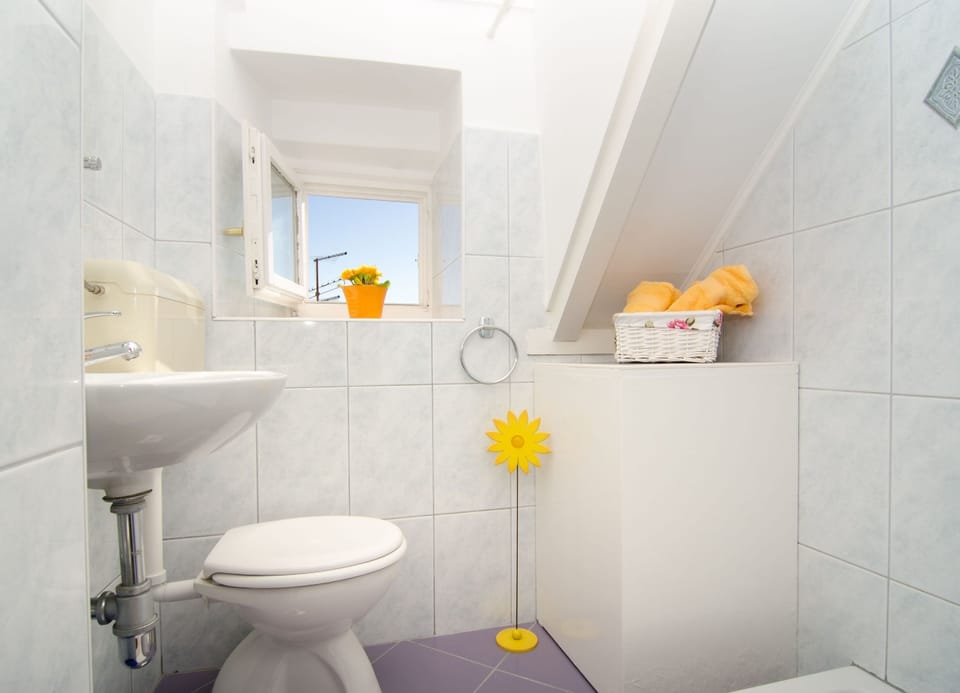 Rooms Lavanda & Ruzmarin Bed and Breakfast in Dubrovnik