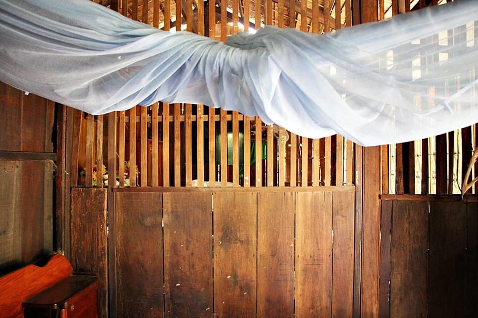 Double Room, Shared Bathroom | Free WiFi