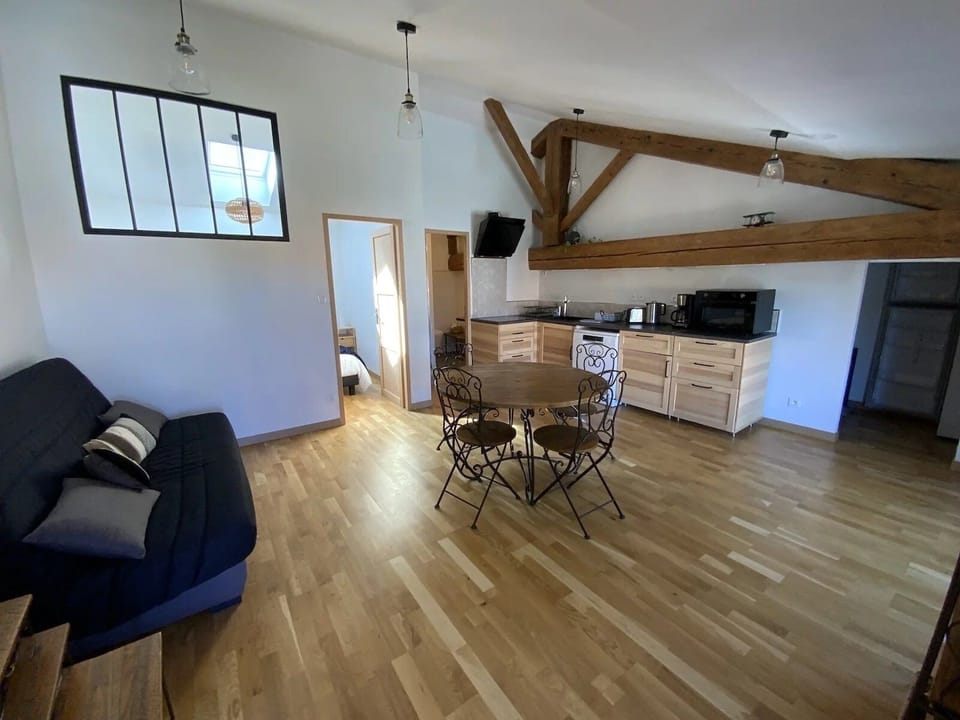 Comfort Apartment | Living area | Table tennis, toys, books, stereo