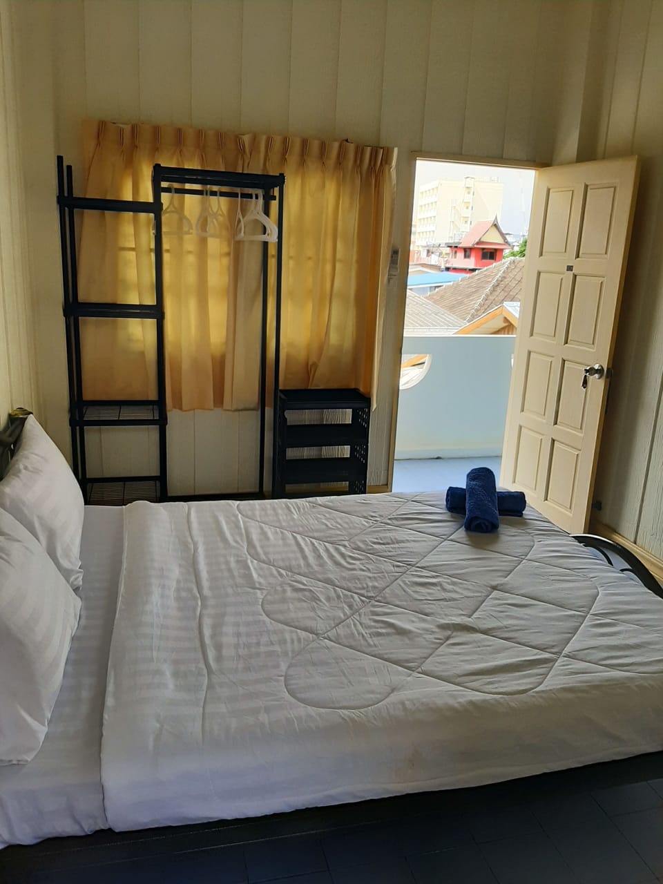 Superior Double Room | Hypo-allergenic bedding, individually decorated, individually furnished