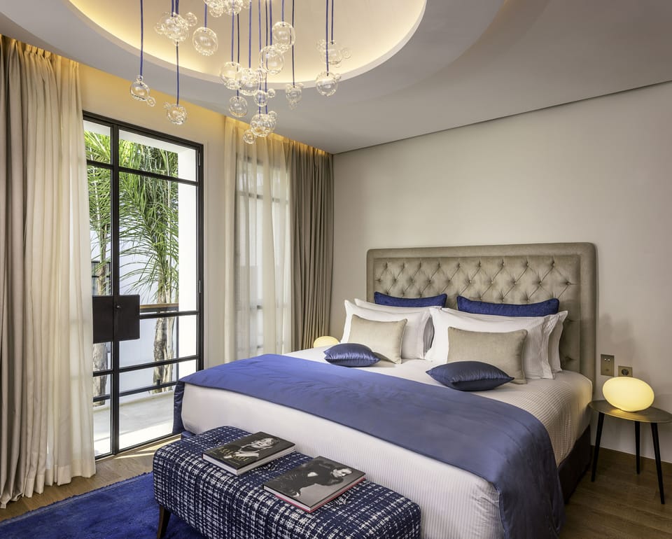 Deluxe room | Egyptian cotton sheets, premium bedding, down comforters, pillowtop beds