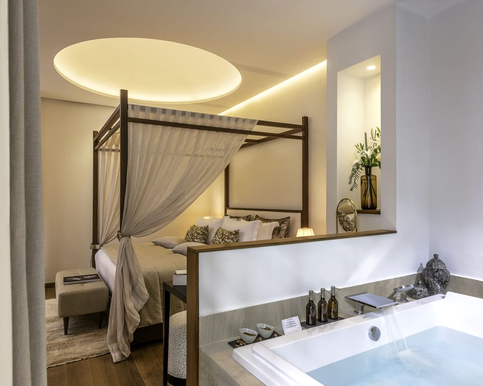 Suite | Egyptian cotton sheets, premium bedding, down comforters, pillowtop beds