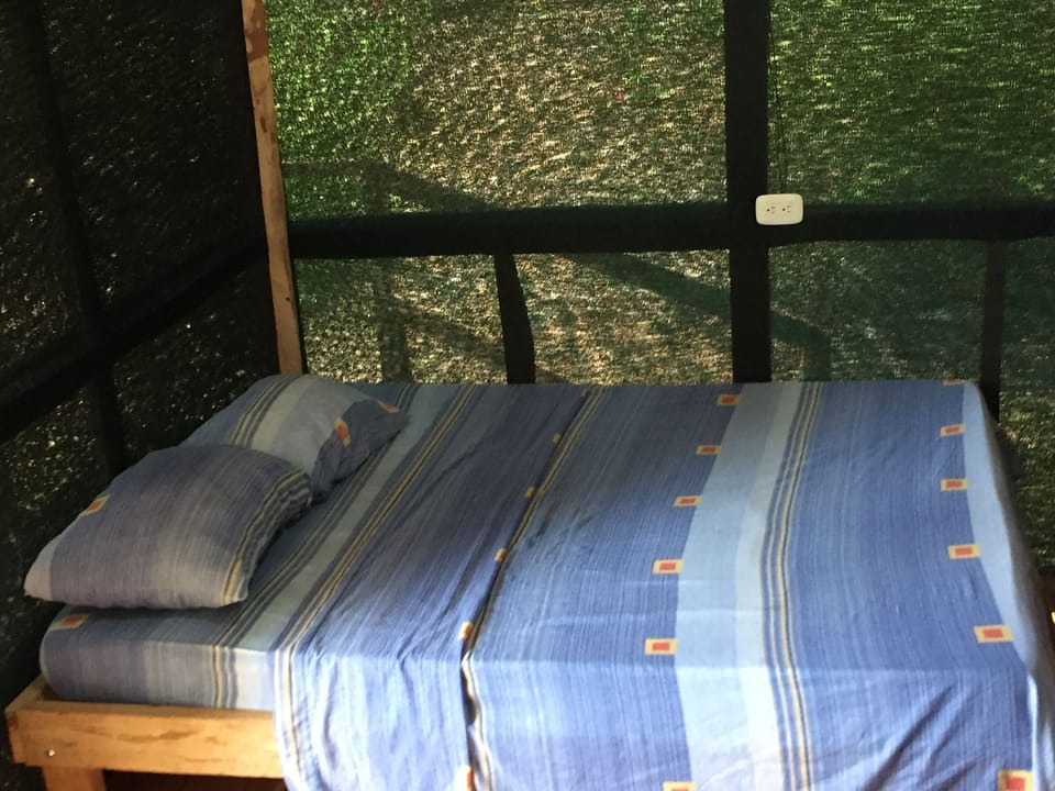Economy Quadruple Room | Laptop workspace, WiFi (free), bed sheets