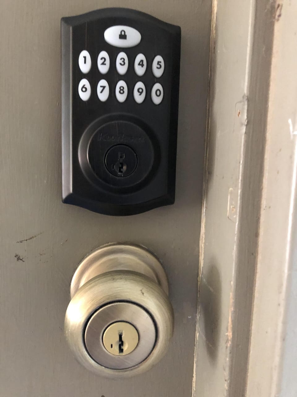 Convenient key pad on front door that allows for self-check-in (day or night).