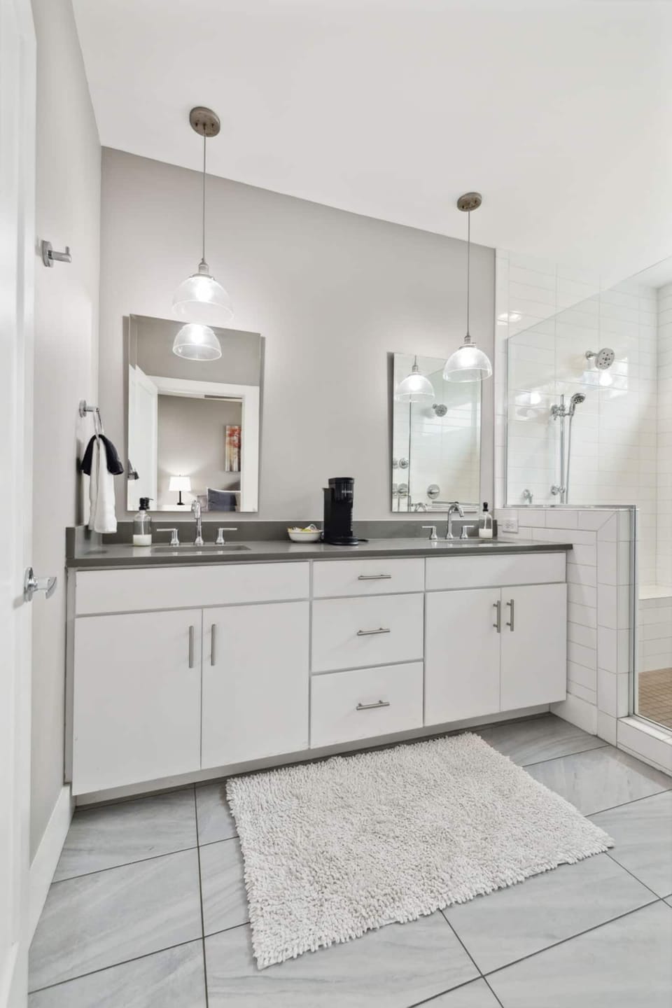 Master Bathroom — Eagle's Nest, Nashville home near Broadway