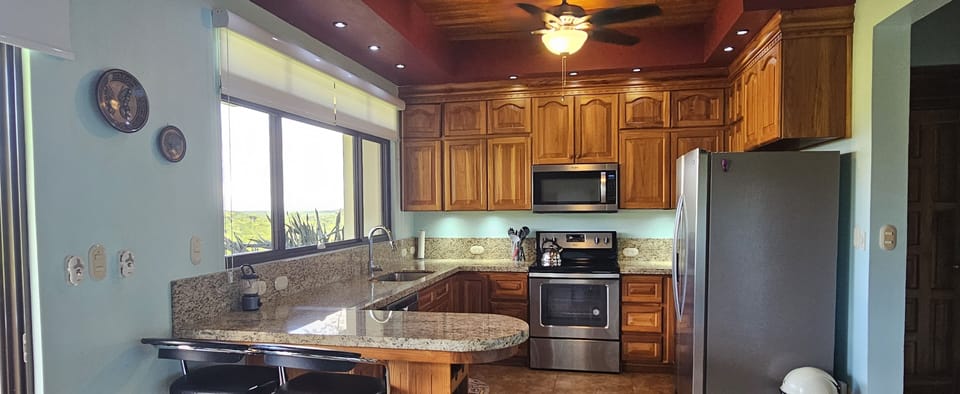 Beautiful modern kitchen for the Chef in the family