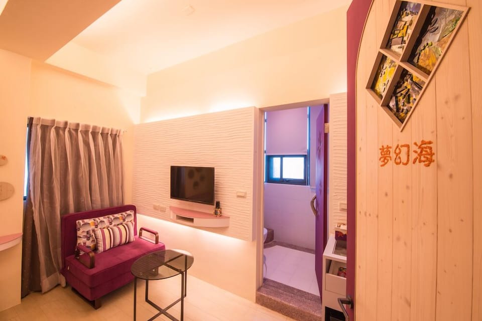 Double Room | Desk, blackout drapes, soundproofing, rollaway beds