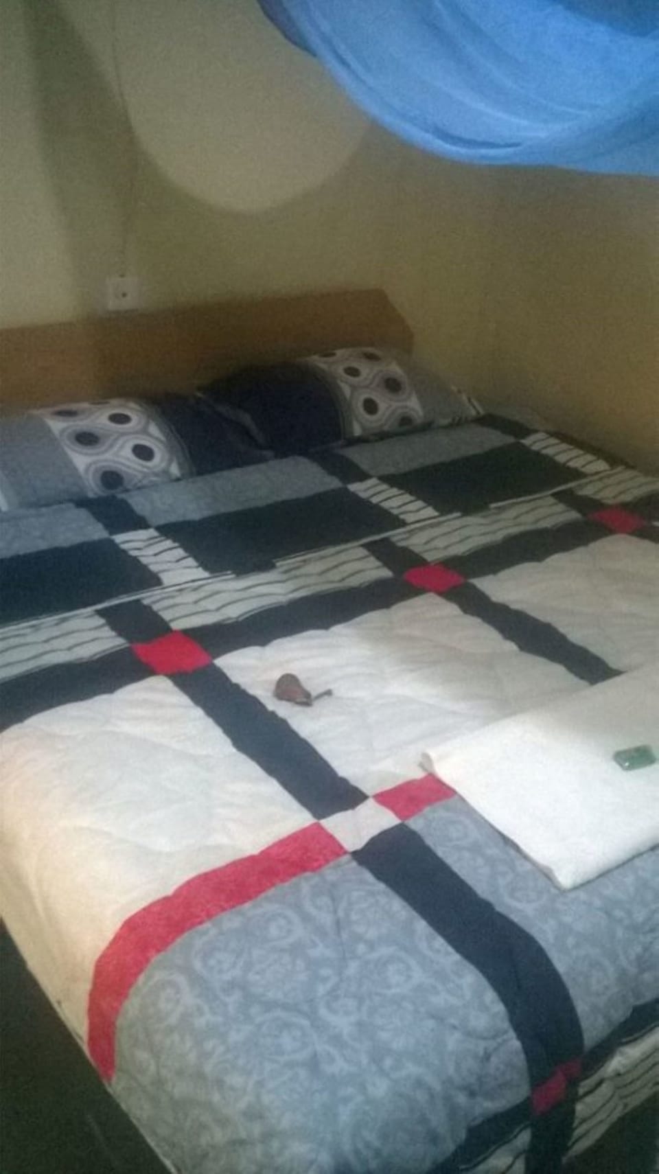 Executive Room | Desk, free WiFi, bed sheets