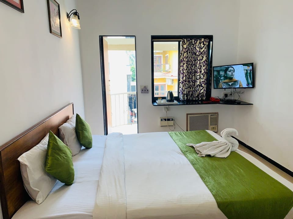 Deluxe Double Room | Free WiFi