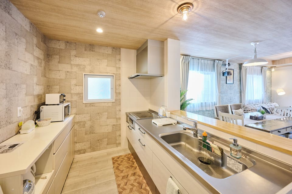 Villa | Private kitchen | Mini-fridge, microwave, electric kettle, toaster
